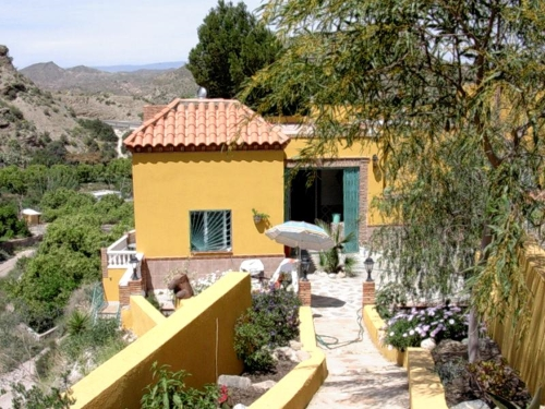 Terraza y parte del jardín
