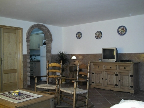 The granny flat is fully furnished (April 20, 2004)