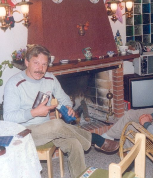 En nuestra casa de Canyelles, Costa Brava (febrero 1984)