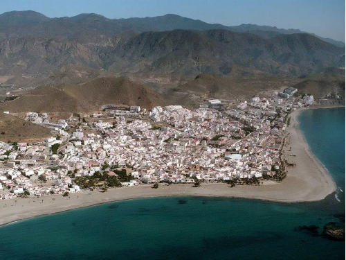 Carboneras, Playa Los Barquicos