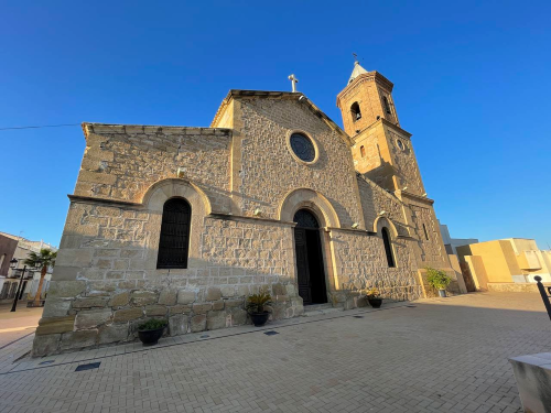 Turre, Kirche im neugotischen Mudéjar-Stil des späten 19. Jhd.