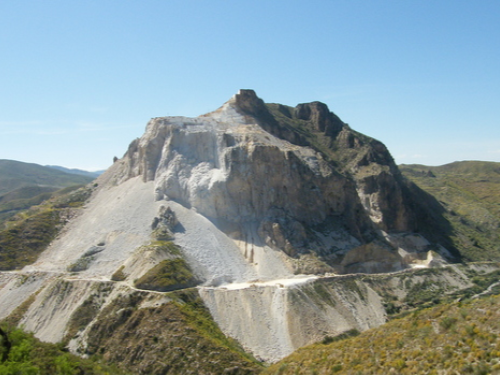 Cóbdar, extracción de mármol