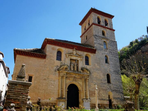 Iglesia de San Pedro y San Pablo