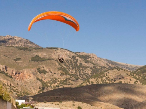 Ultraligeros, parapente...